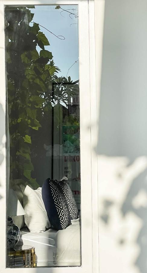 The London Residences Boutique Hotel Canggu  Exterior photo